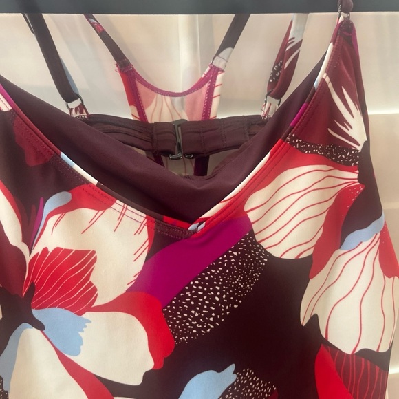 Athleta Burgundy and White Tankini Set - Picture 3 of 7